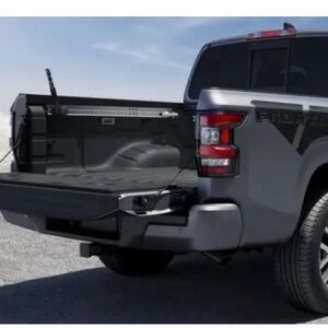 Bed Assist Grip - Nissan titan  (T99Y5-9BU0A)
2022-2026 Nissan - t99y59bu0a